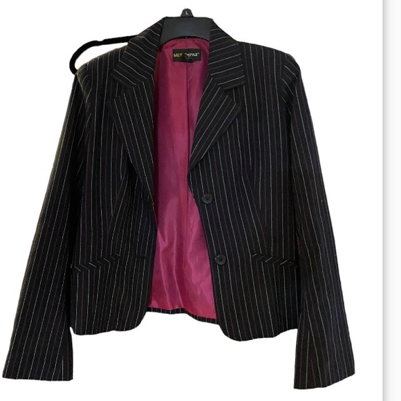 MetroStyle lined blazer. Size 6 - Picture 2 of 6